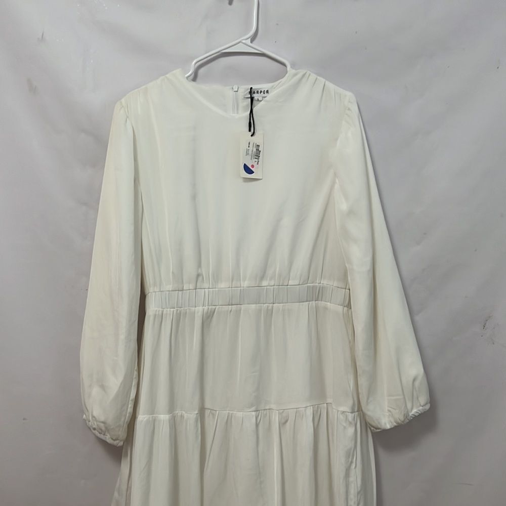 NWT HARPER TIERED WHITE V NECK DRESS SIZE L - Picture 2 of 10